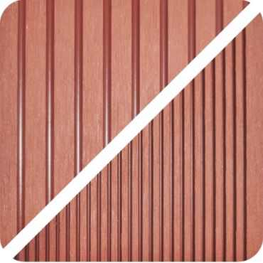 Standard WPC teraszburkolat – vörösfenyő árnyalat.